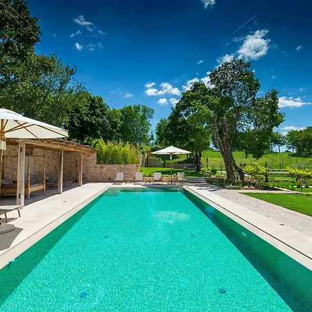Holiday home Catalpa